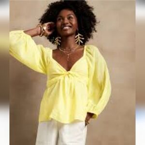 Banana Republic Lemon Yellow Blouse Wirh Twist Front  in 100% Cotton Size M